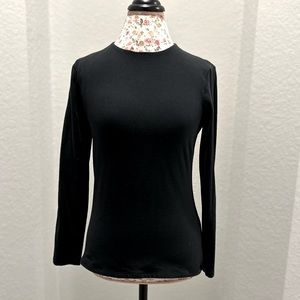 Abercrombie & Fitch Long-Sleeve Cotton Seamless Fabric Cropped Tee lightly worn